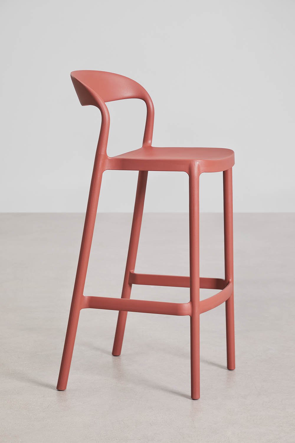 Stackable high stool in polypropylene Brenza, gallery image 2
