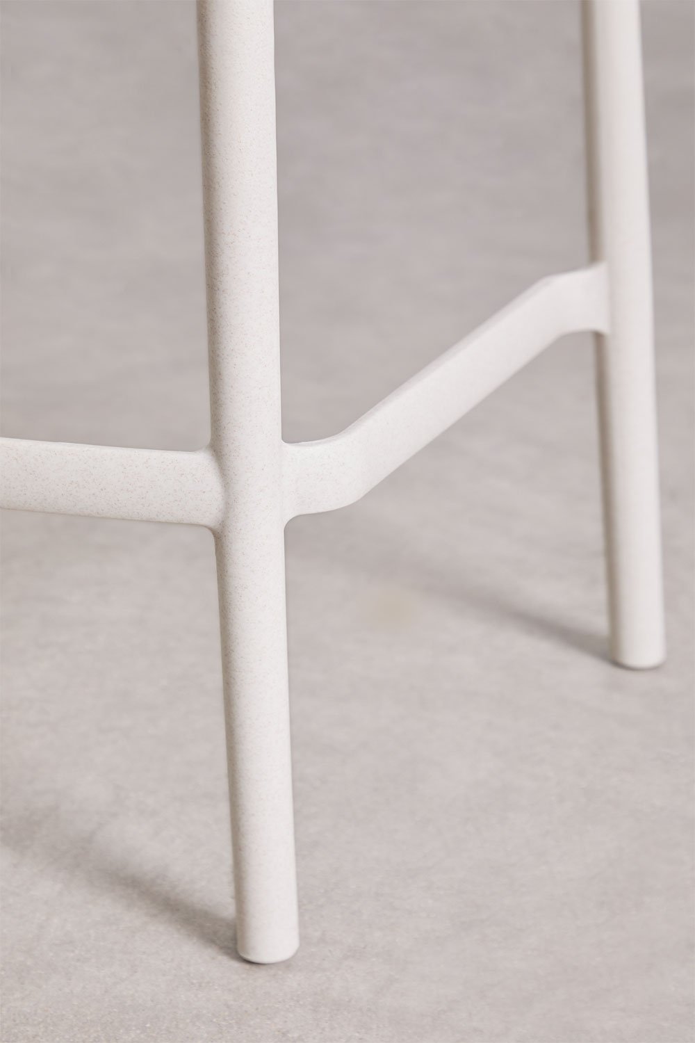 Pack of 2 stackable high stools in polypropylene Brenza, gallery image 5