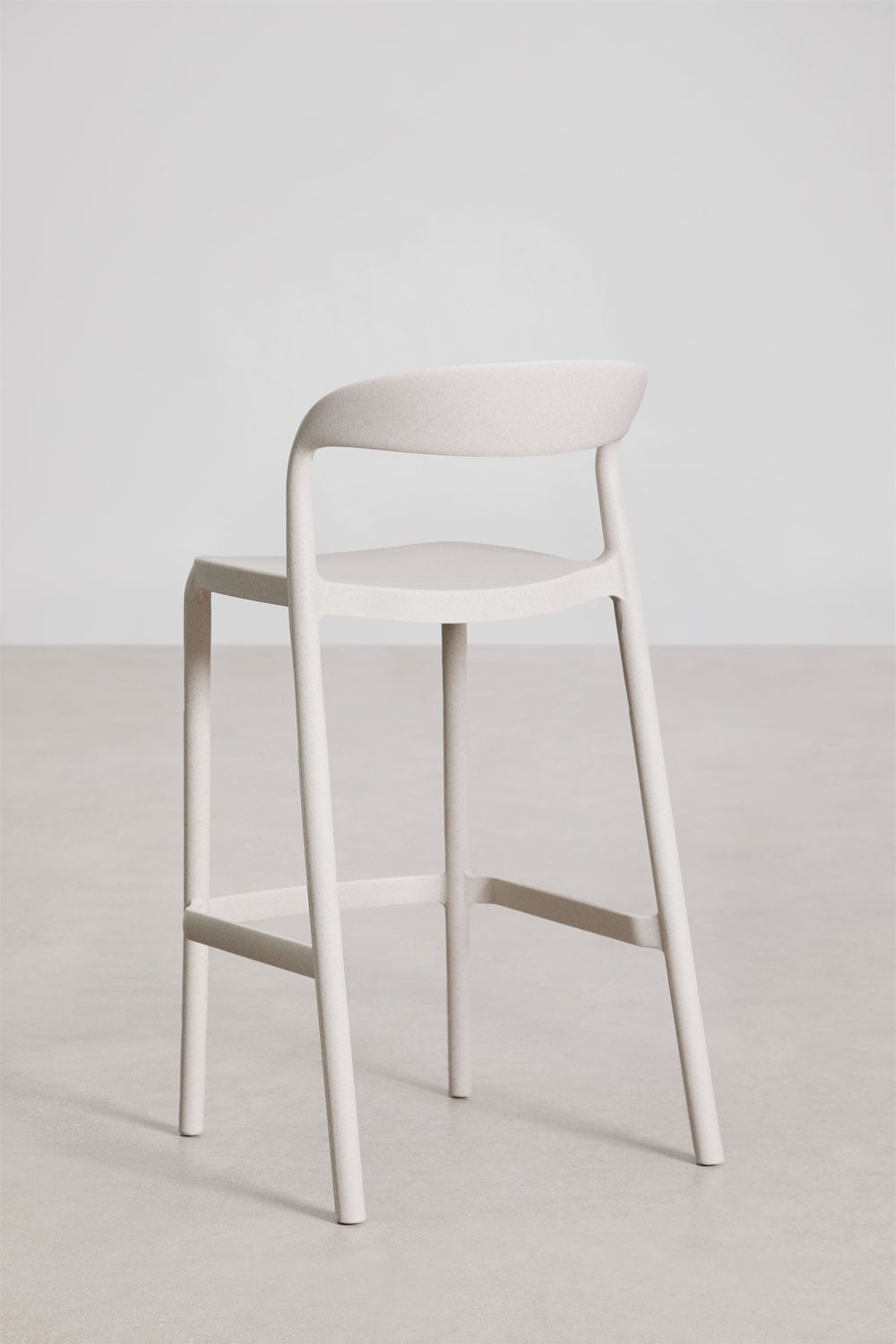Pack of 4 stackable high stools in polypropylene Brenza, gallery image 3