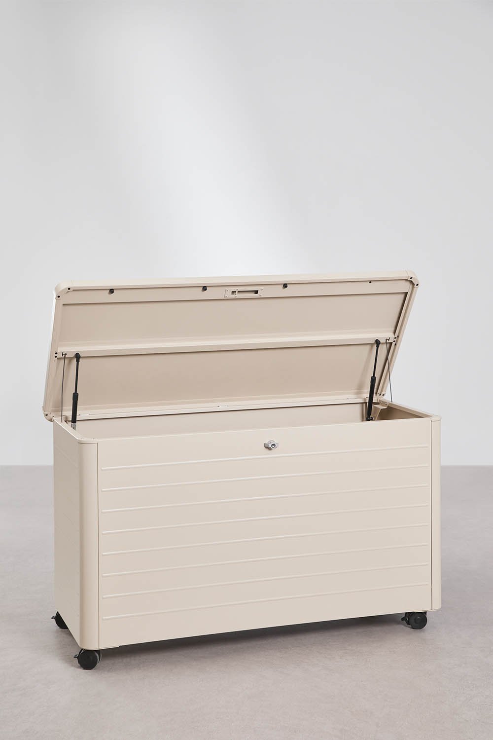 Forzan steel garden storage chest , gallery image 3