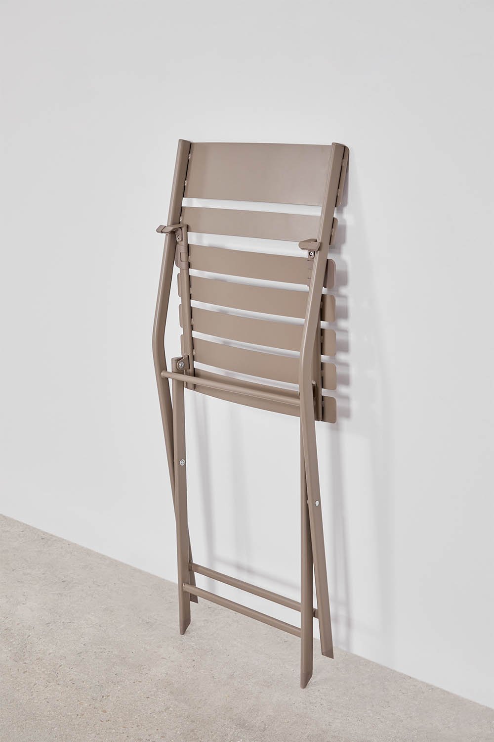 Pack of 2 Tamarit folding steel dining chairs, gallery image 8