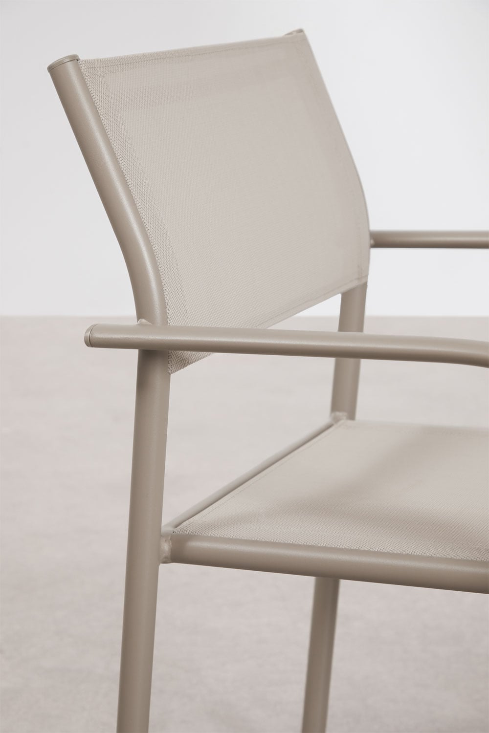 Pack of 2 stackable garden chairs with aluminum armrests Olenia, gallery image 6