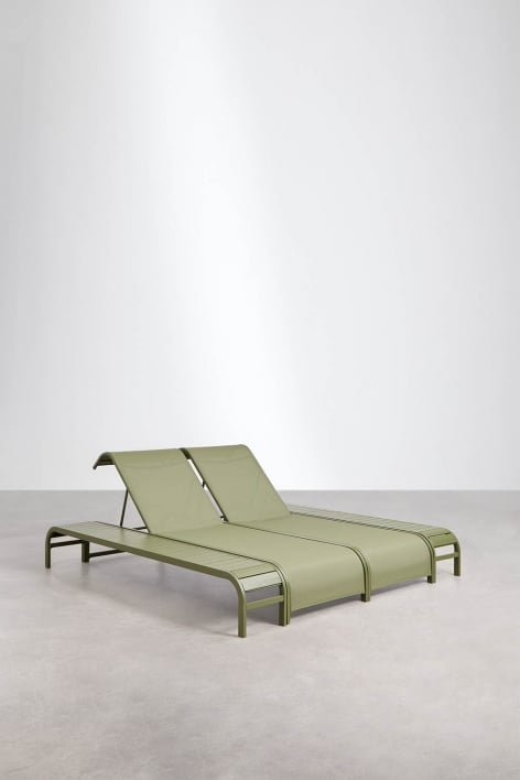 Set of 2 reclining sun loungers and 2 side tables in Marietta steel