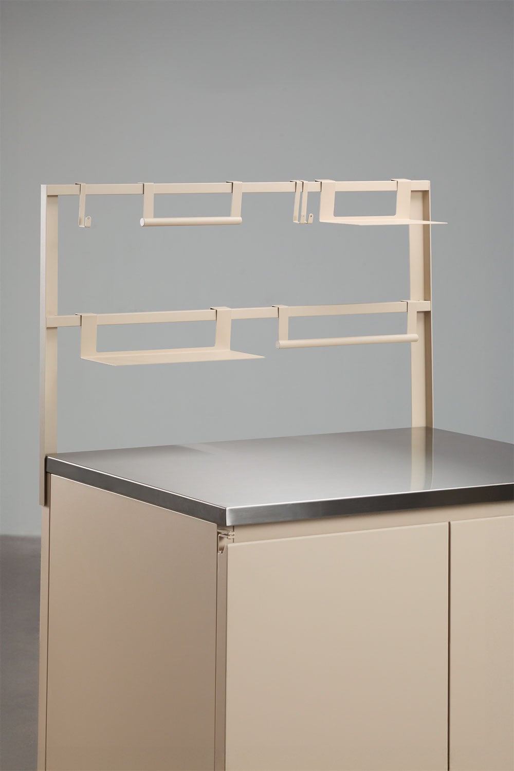 Rivana steel modular outdoor kitchen towel holder, gallery image 4