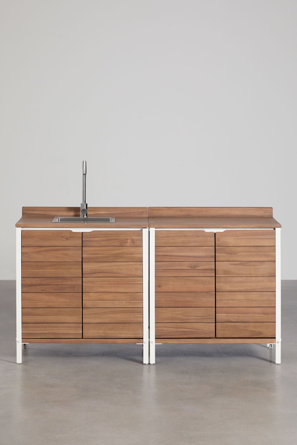Modular 2-piece outdoor kitchen with sink and storage in acacia wood Reggie, gallery image 1