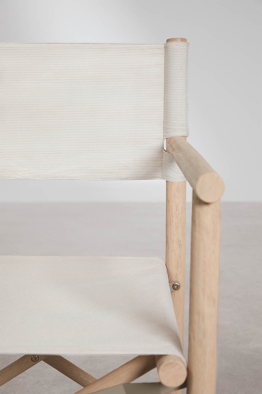 Olivia folding director's chair in acacia wood, gallery image 4