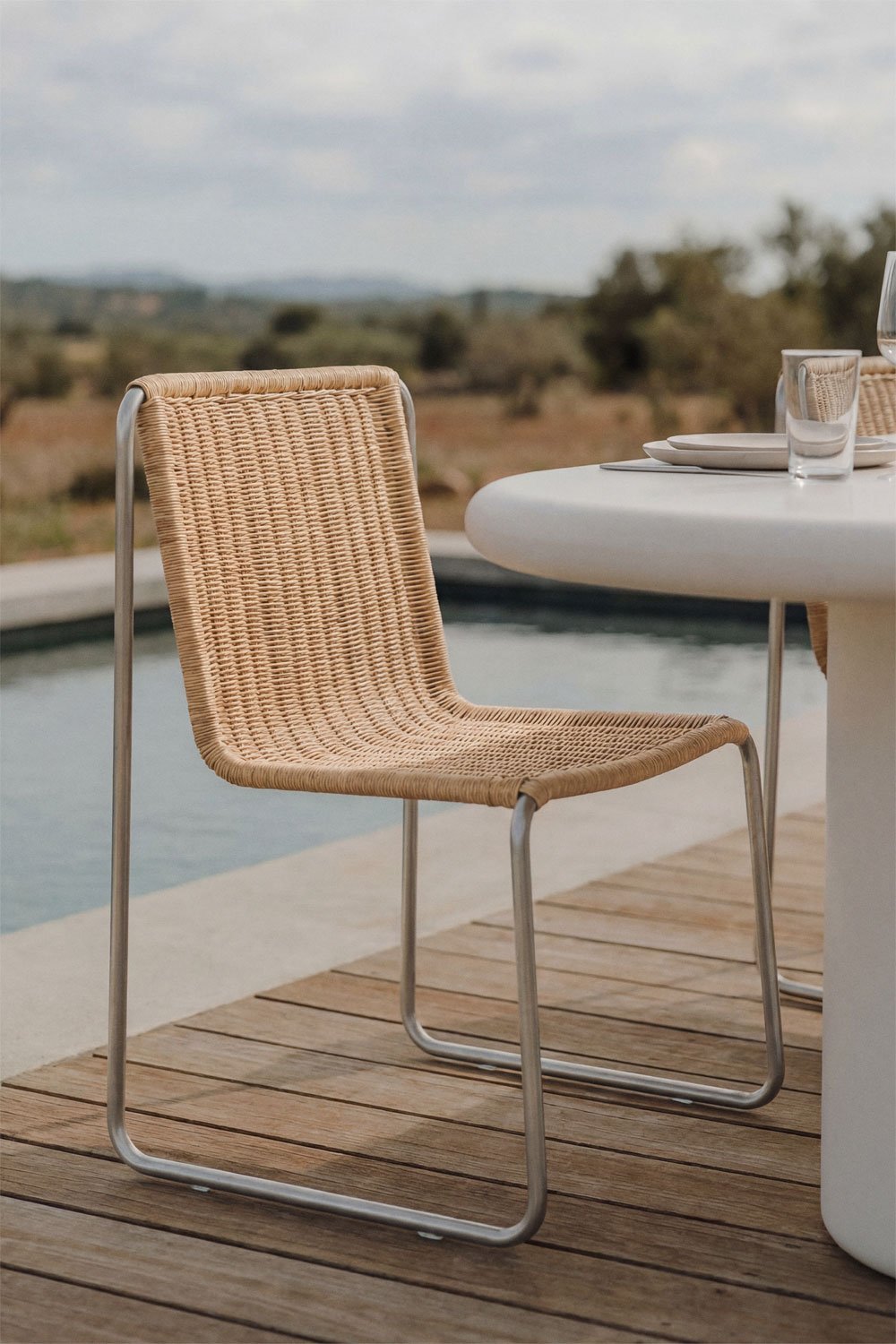 Pack of 2 garden chairs in stainless steel and synthetic rattan Omaha, gallery image 1