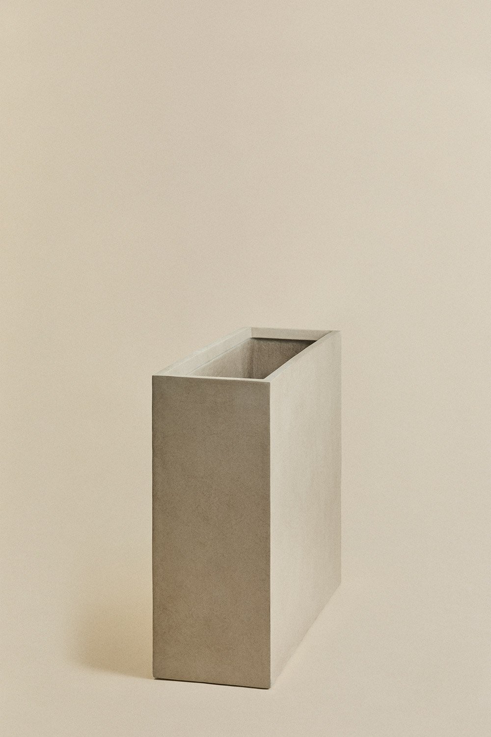 Rectangular outdoor cement planter Neyrua, gallery image 2