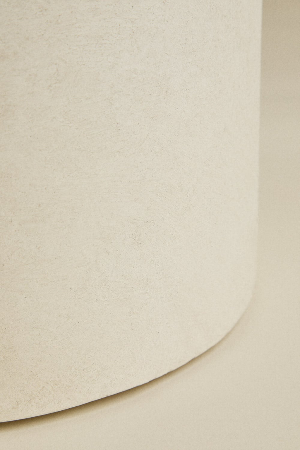 Aurevi outdoor cement planter, gallery image 3