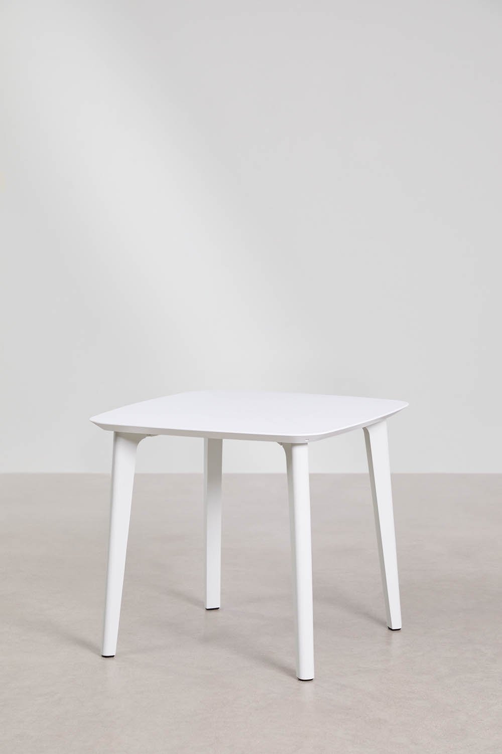 Square garden table 85x85 cm in Scand polypropylene, gallery image 3