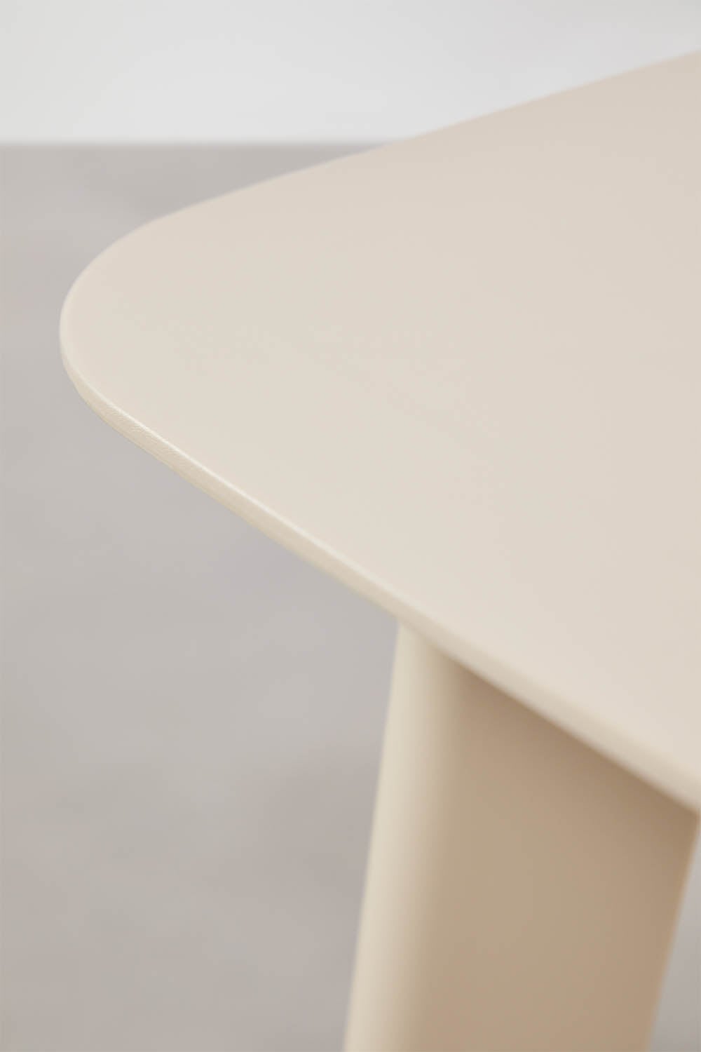 Square garden table 85x85 cm in Scand polypropylene, gallery image 3