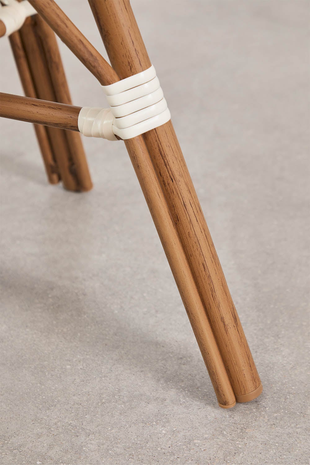 Pack of 4 low garden stools 45 cm in aluminum and synthetic rattan Brielle Bistro, gallery image 3