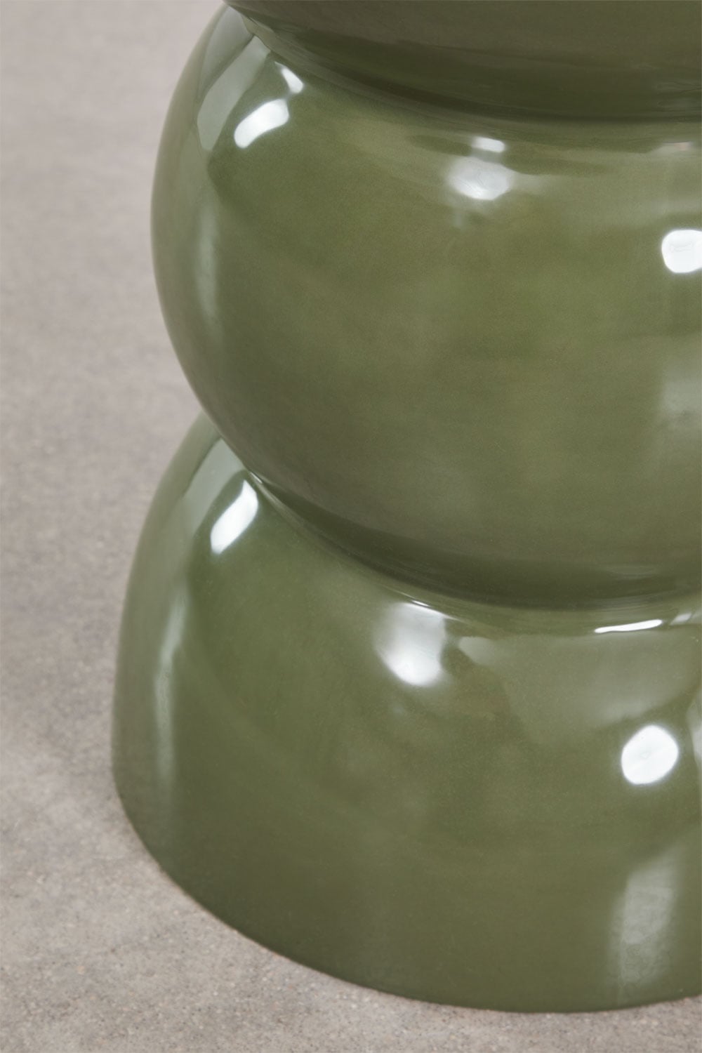 Round Ø35 cm garden side table in dolomite Tiyi, gallery image 3