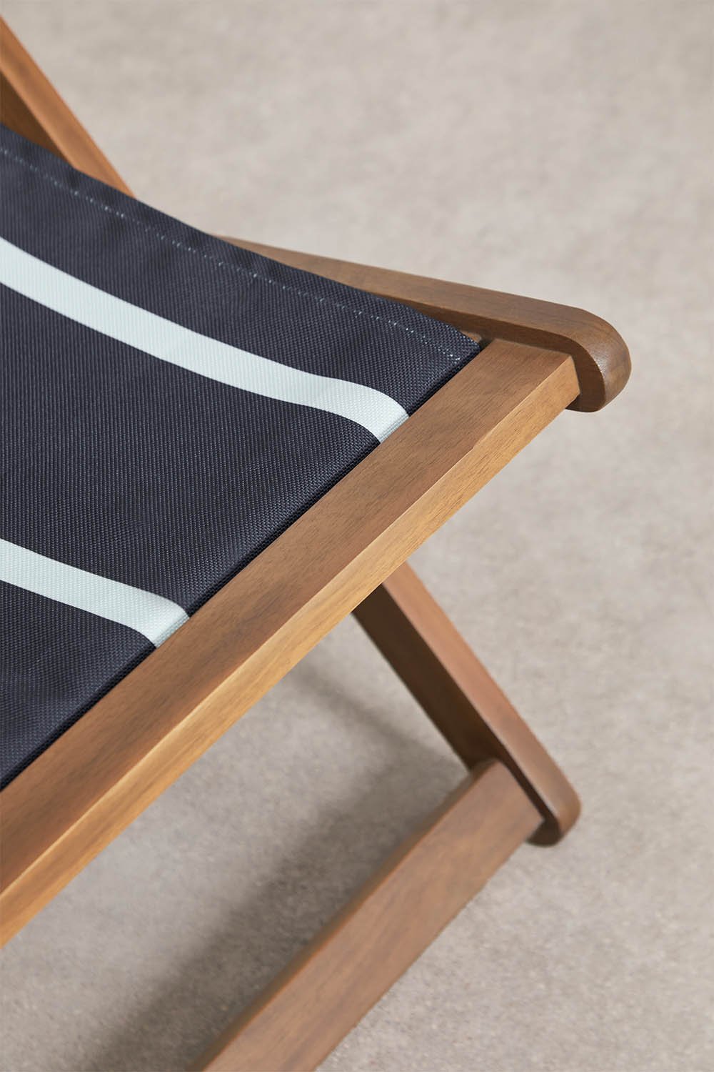 Folding hammock with cushion in Kardis wood, gallery image 5