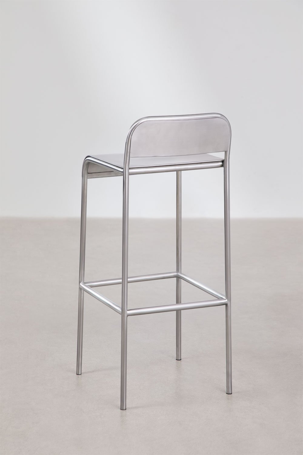 Pack of 4 high stools in stainless steel Narnial, gallery image 3