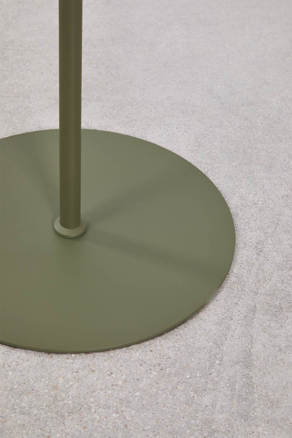 Wireless LED Solar Floor Lamp for Outdoor Use in Iron and Braided Rope Krabi, gallery image 5