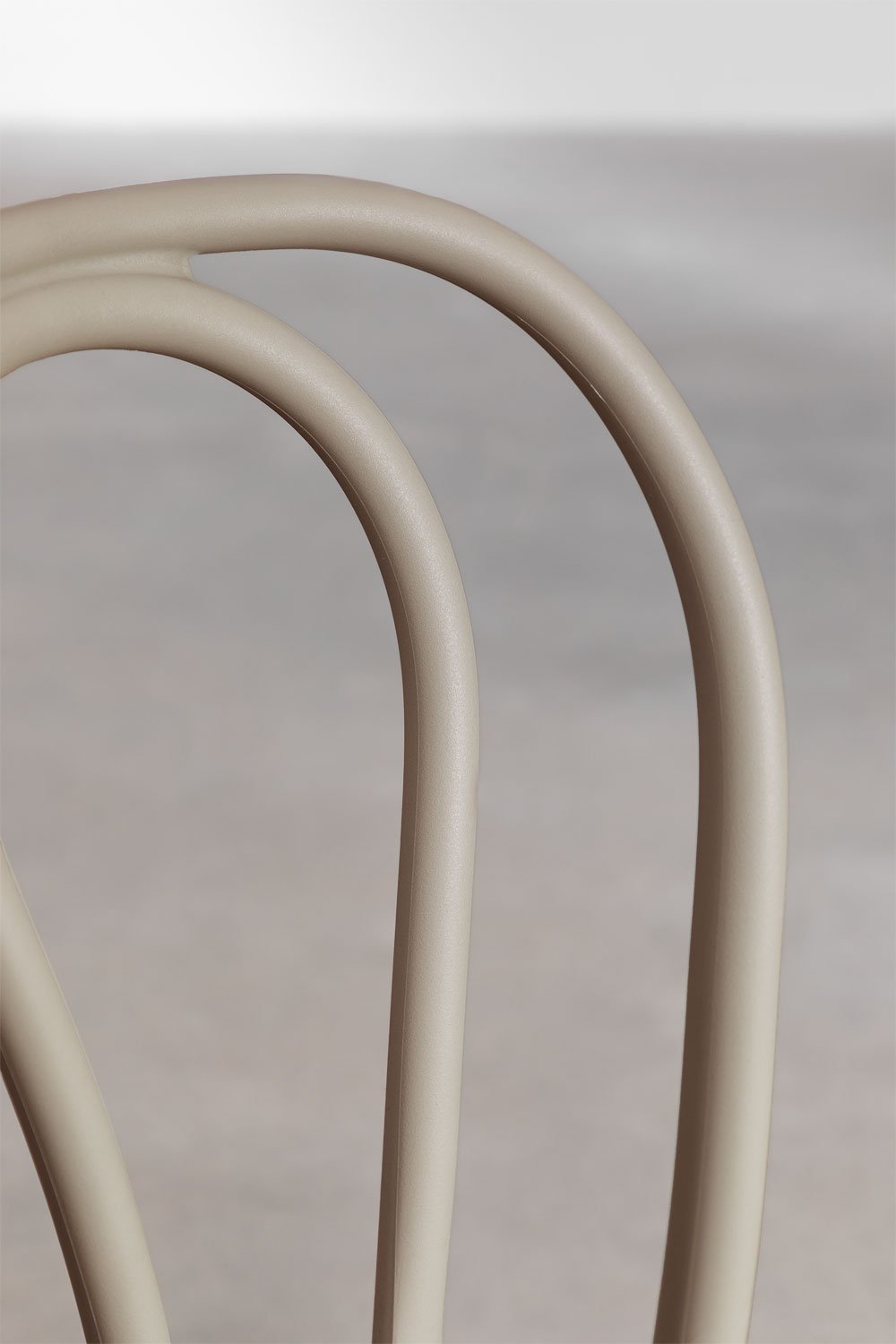 Stackable dining chairs pack of 4 in polypropylene Mizzi, gallery image 4