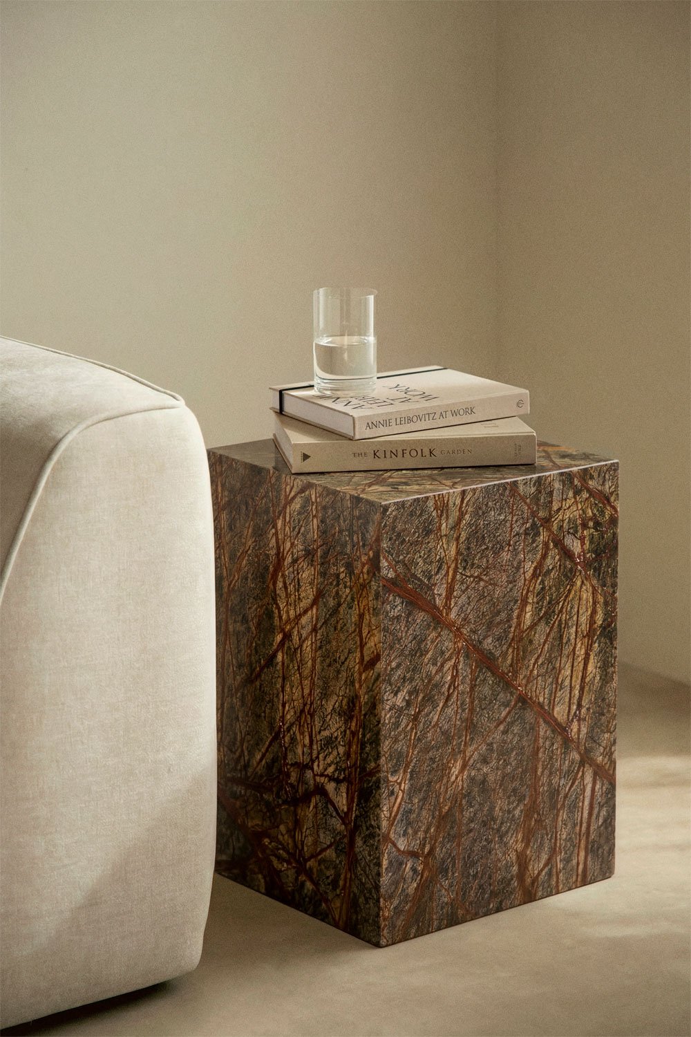 Square side table 35x35 cm in natural Aluret stone, gallery image 1