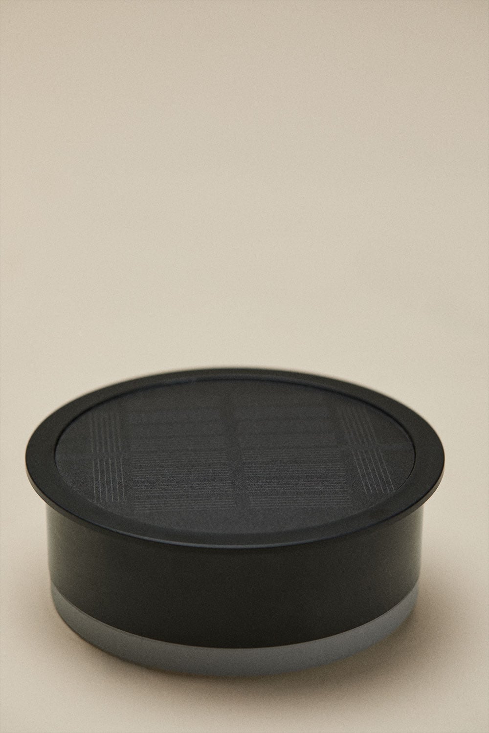 Wireless LED Solar Table Lamp for Outdoor Use in Iron and Braided Rope Liberian, gallery image 5