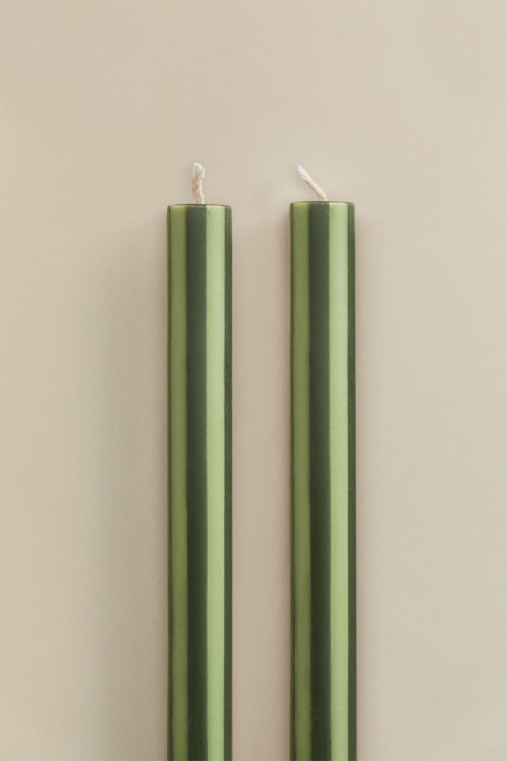 Pack of 2 Soraia decorative candles, gallery image 1