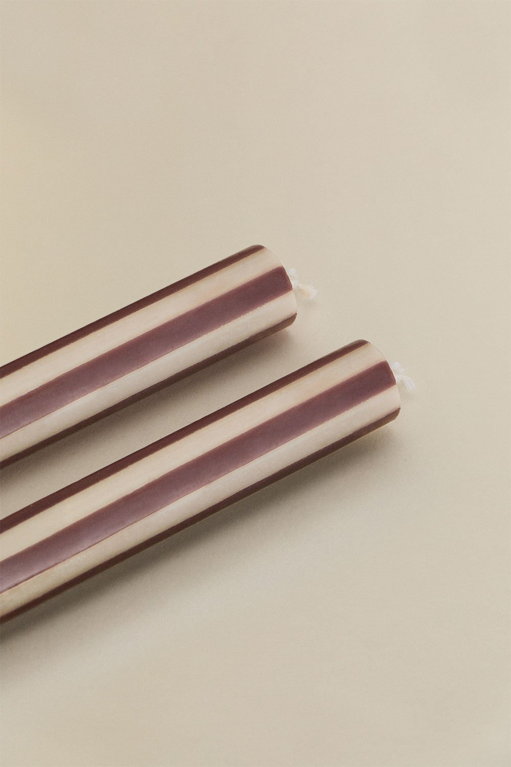 Pack of 2 Soraia decorative candles, gallery image 3