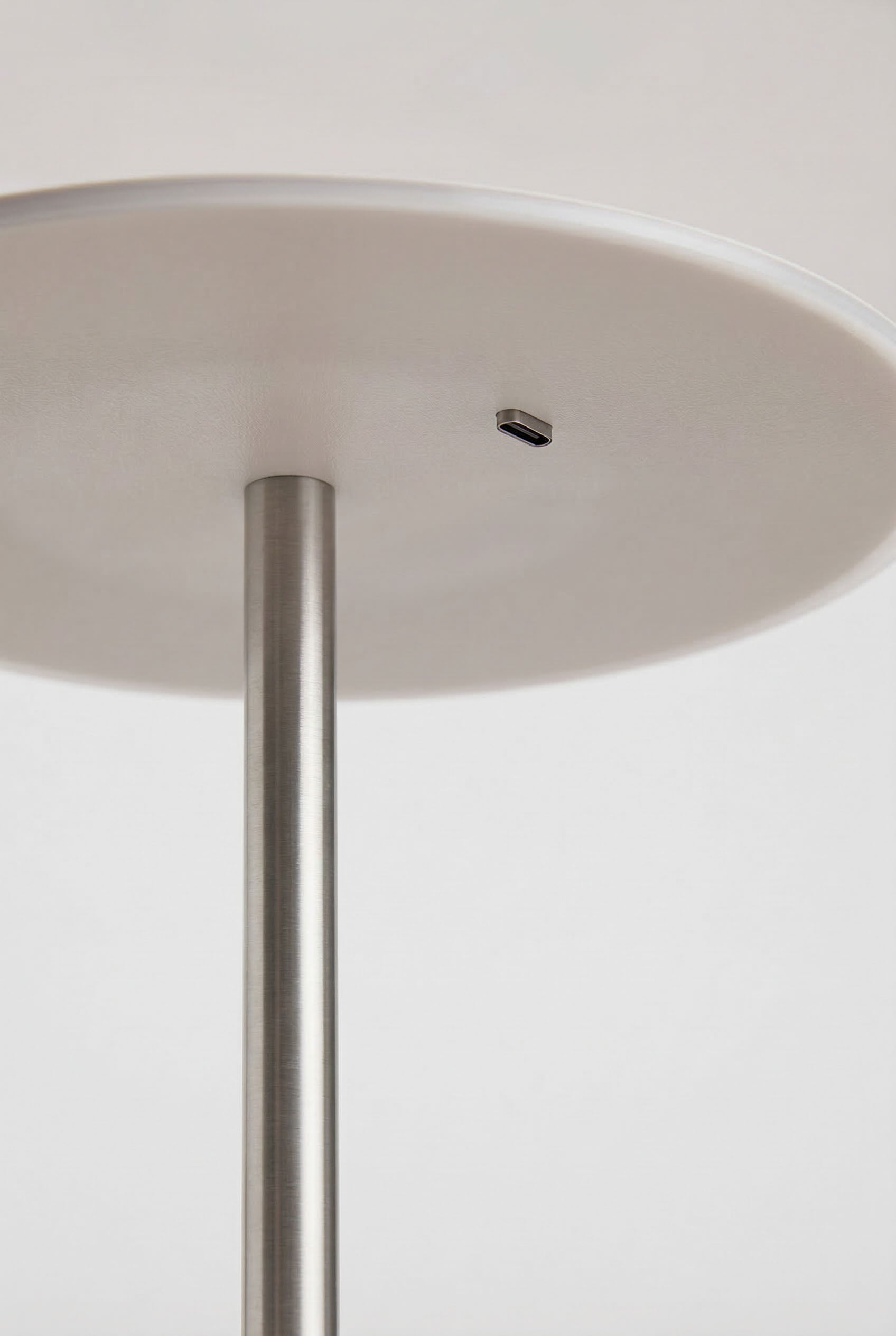 Emilein wireless LED outdoor iron floor lamp, gallery image 3