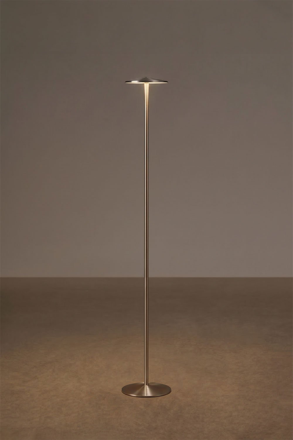 Emilein wireless LED iron floor lamp, gallery image 2
