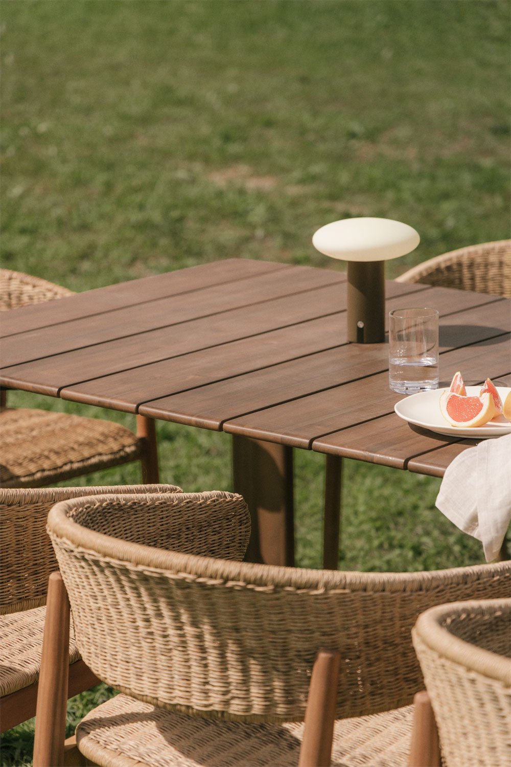 Rectangular garden table in Kandroa acacia wood, gallery image 2