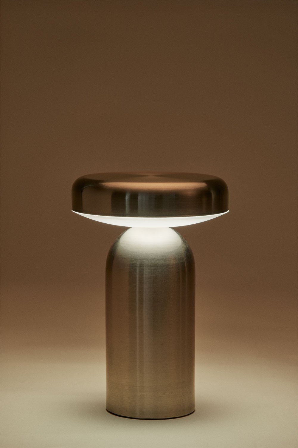 Wireless LED Outdoor Table Lamp in Iron Akita, gallery image 6