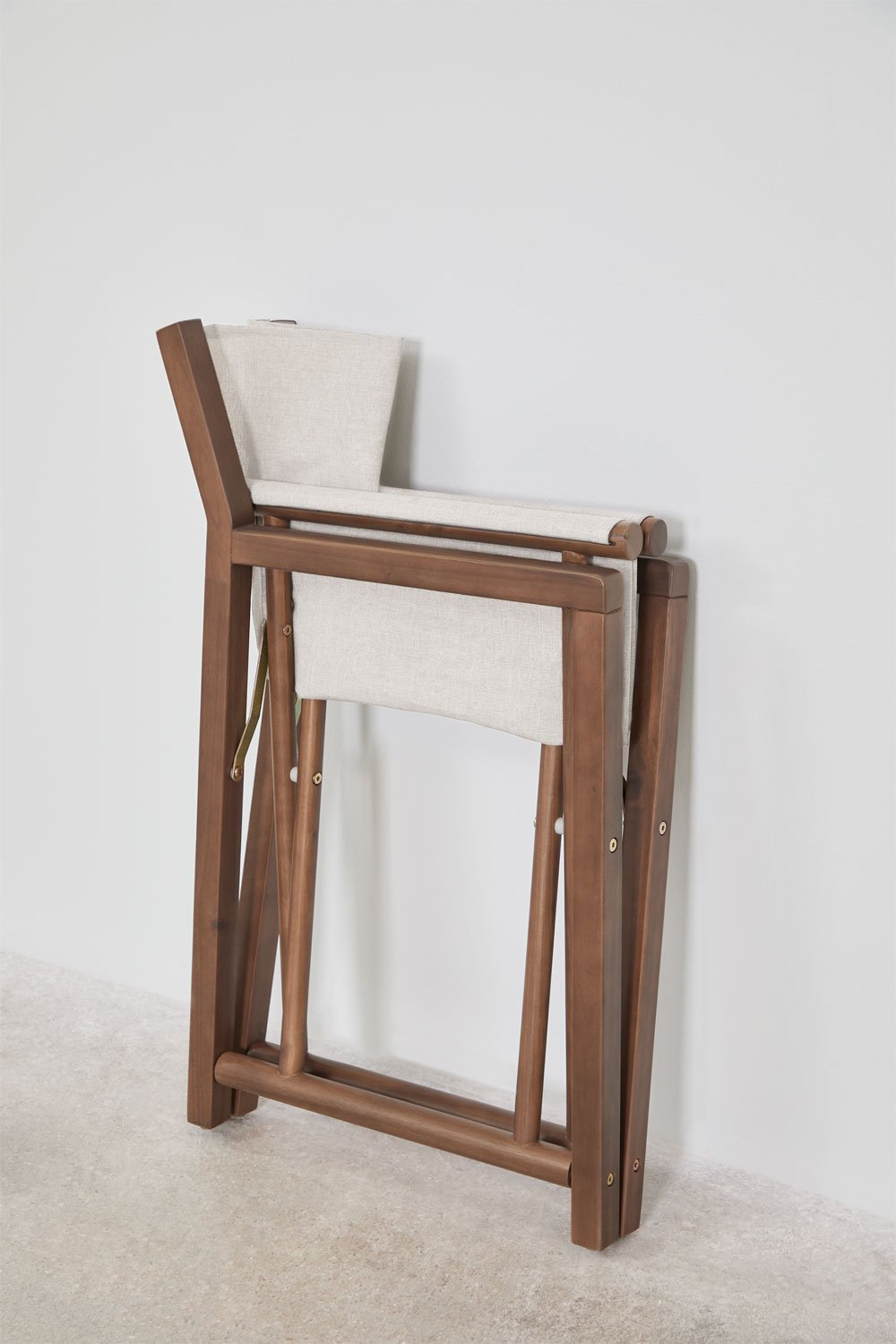 Folding garden director's chair in Rondonia acacia wood, gallery image 7