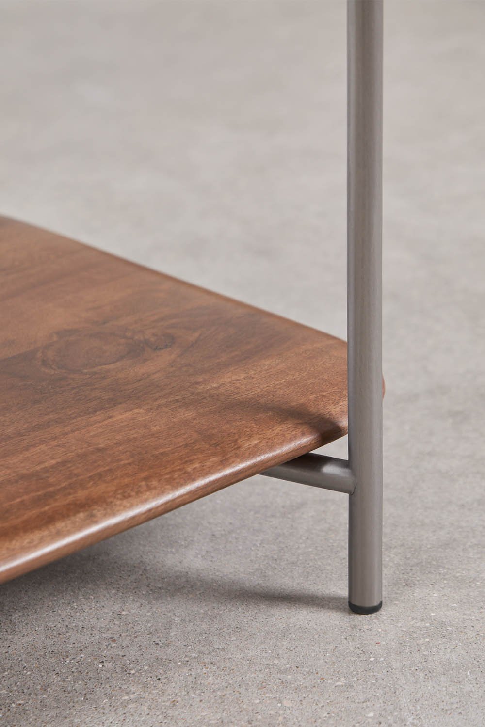 Vimara 45x45 cm side table in mango wood and stainless steel, gallery image 6