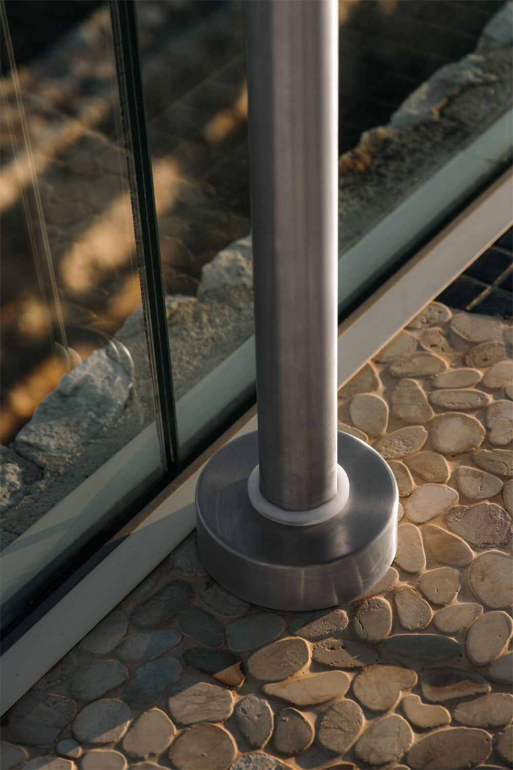 Rodri stainless steel outdoor shower, gallery image 3