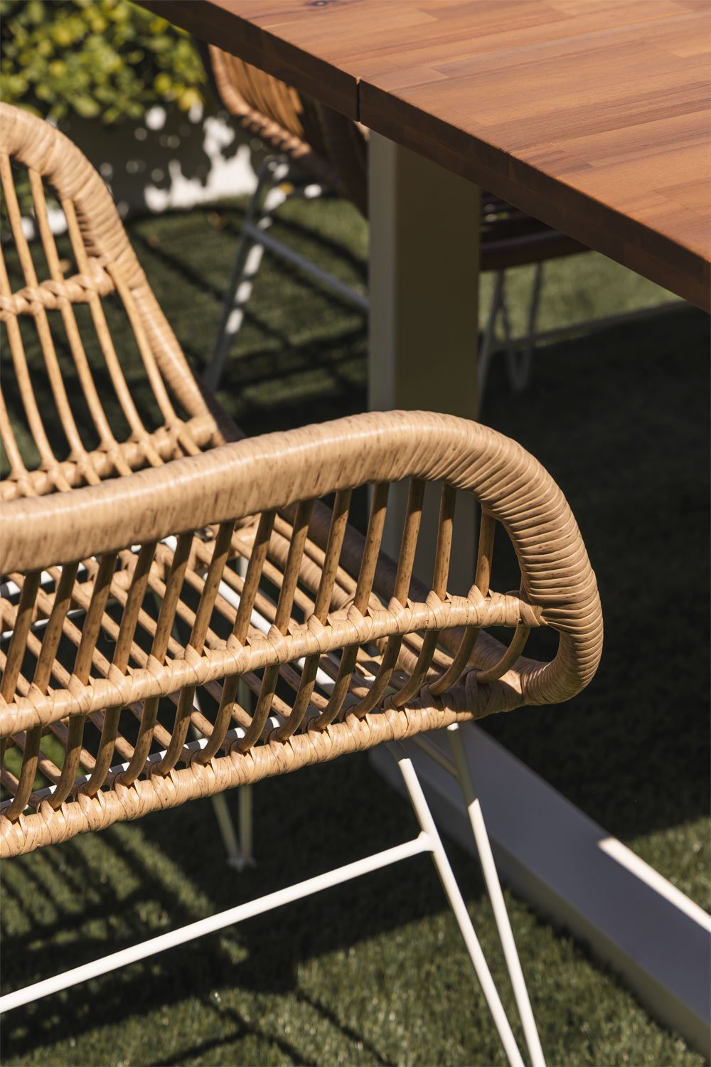 Set of 4 garden chairs in synthetic rattan Zole, gallery image 2
