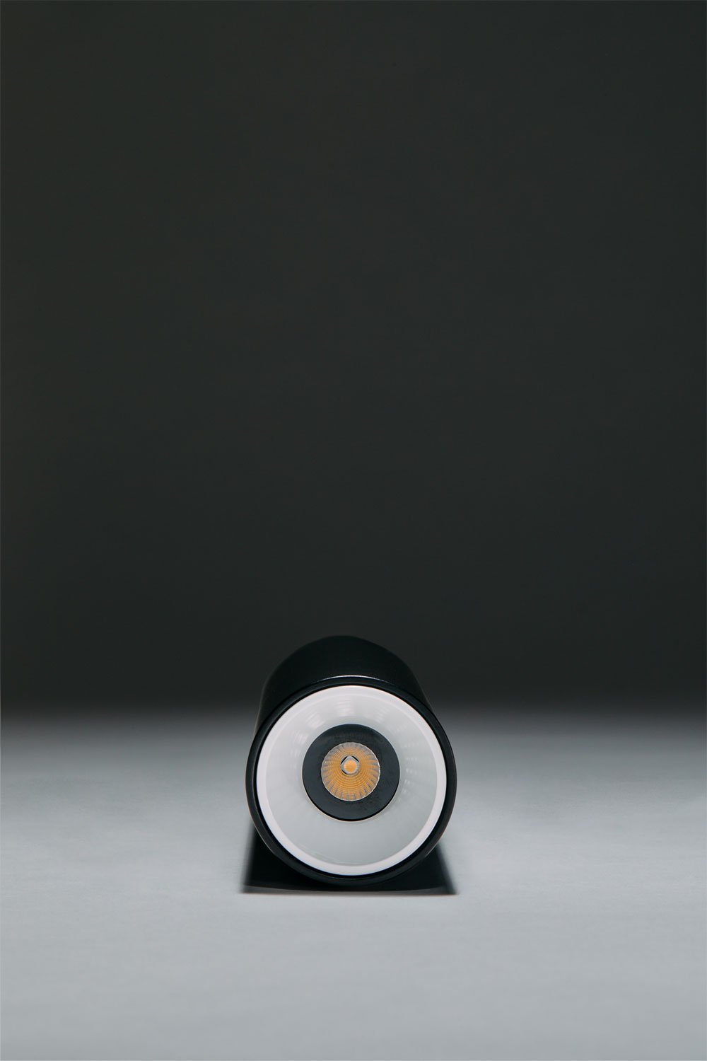 Round surface-mounted LED ceiling light in aluminum Luisiana, imagen de galeria 6