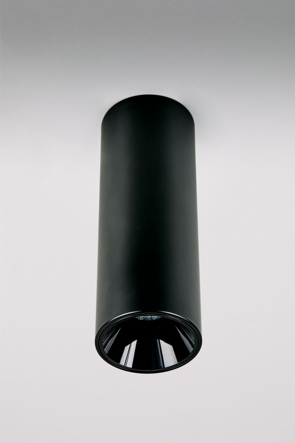 Round surface-mounted LED ceiling light in aluminum Luisiana, imagen de galeria 1