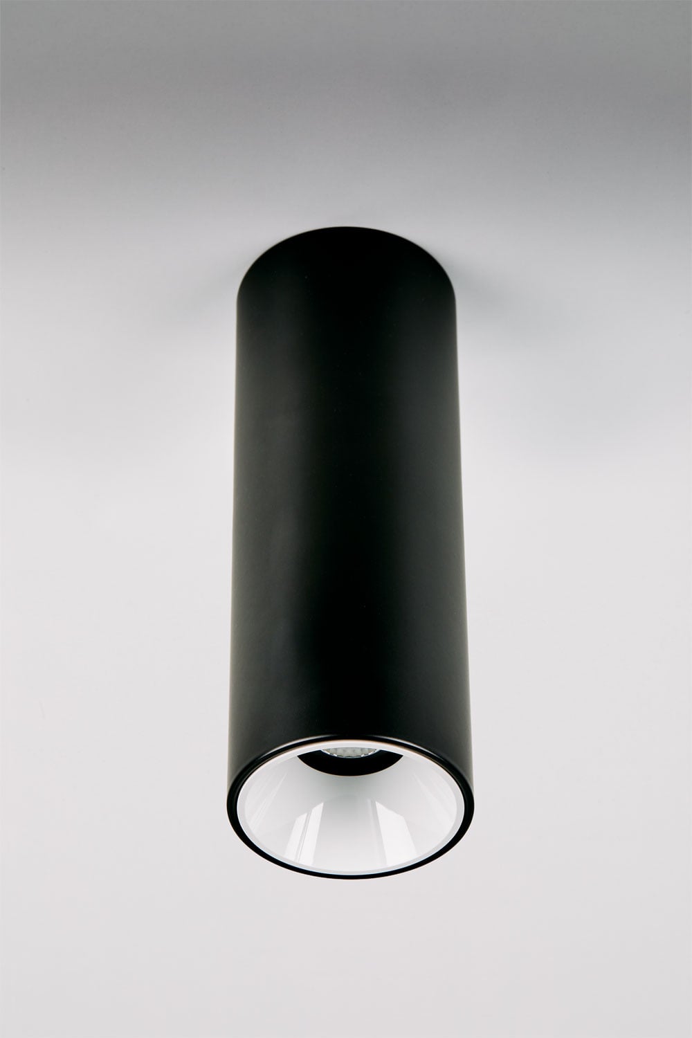 Round surface-mounted LED ceiling light in aluminum Luisiana, imagen de galeria 1