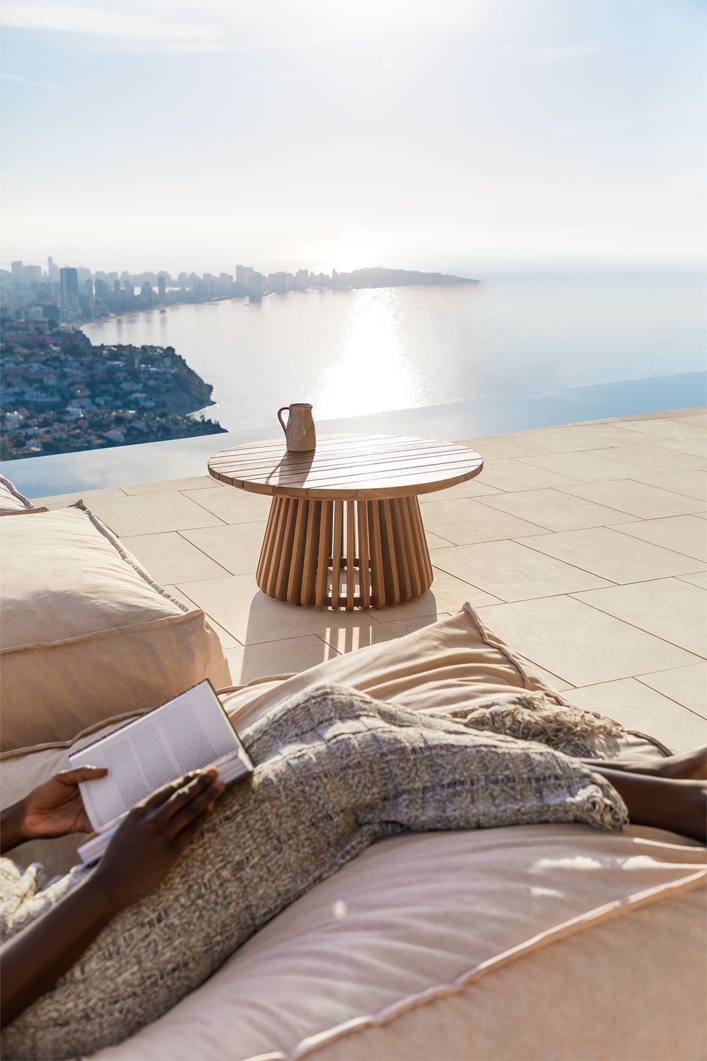 Round Ø80 cm garden coffee table in acacia wood Mura, gallery image 1