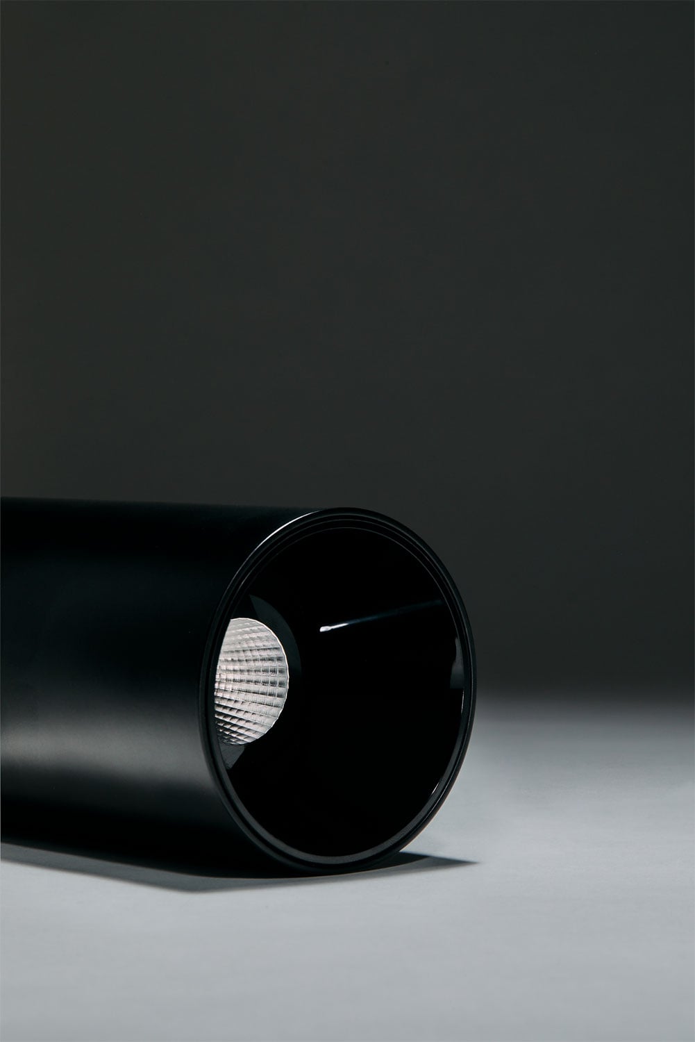 Round Ø7.2 cm surface-mounted LED ceiling light in Luisiana aluminum, imagen de galeria 4