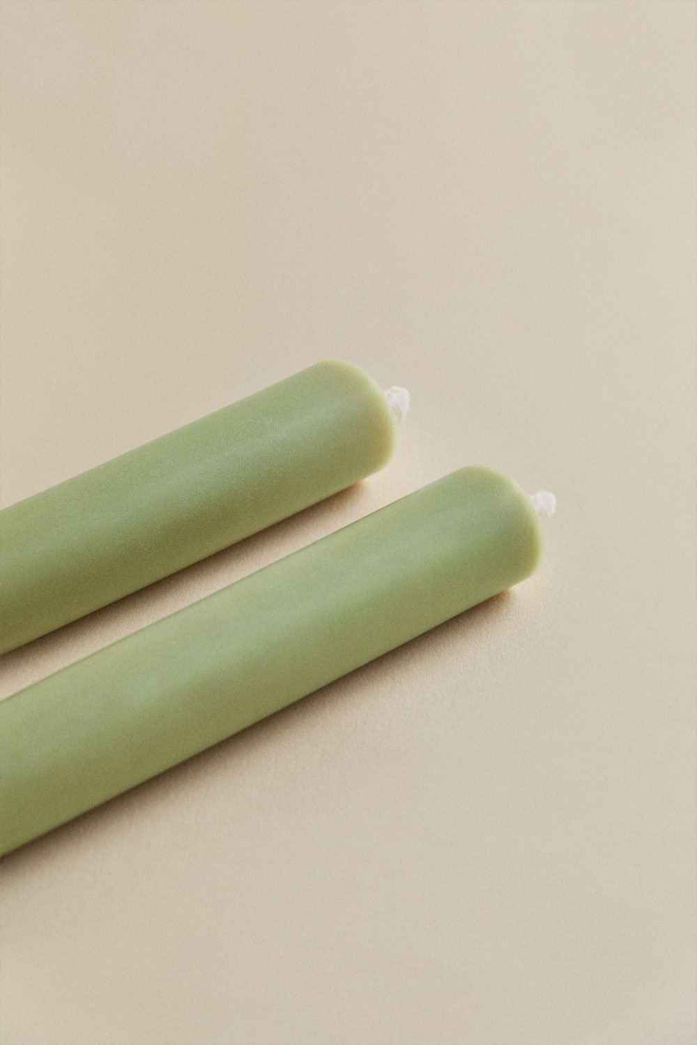 Pack of 2 Soraia decorative candles, gallery image 3