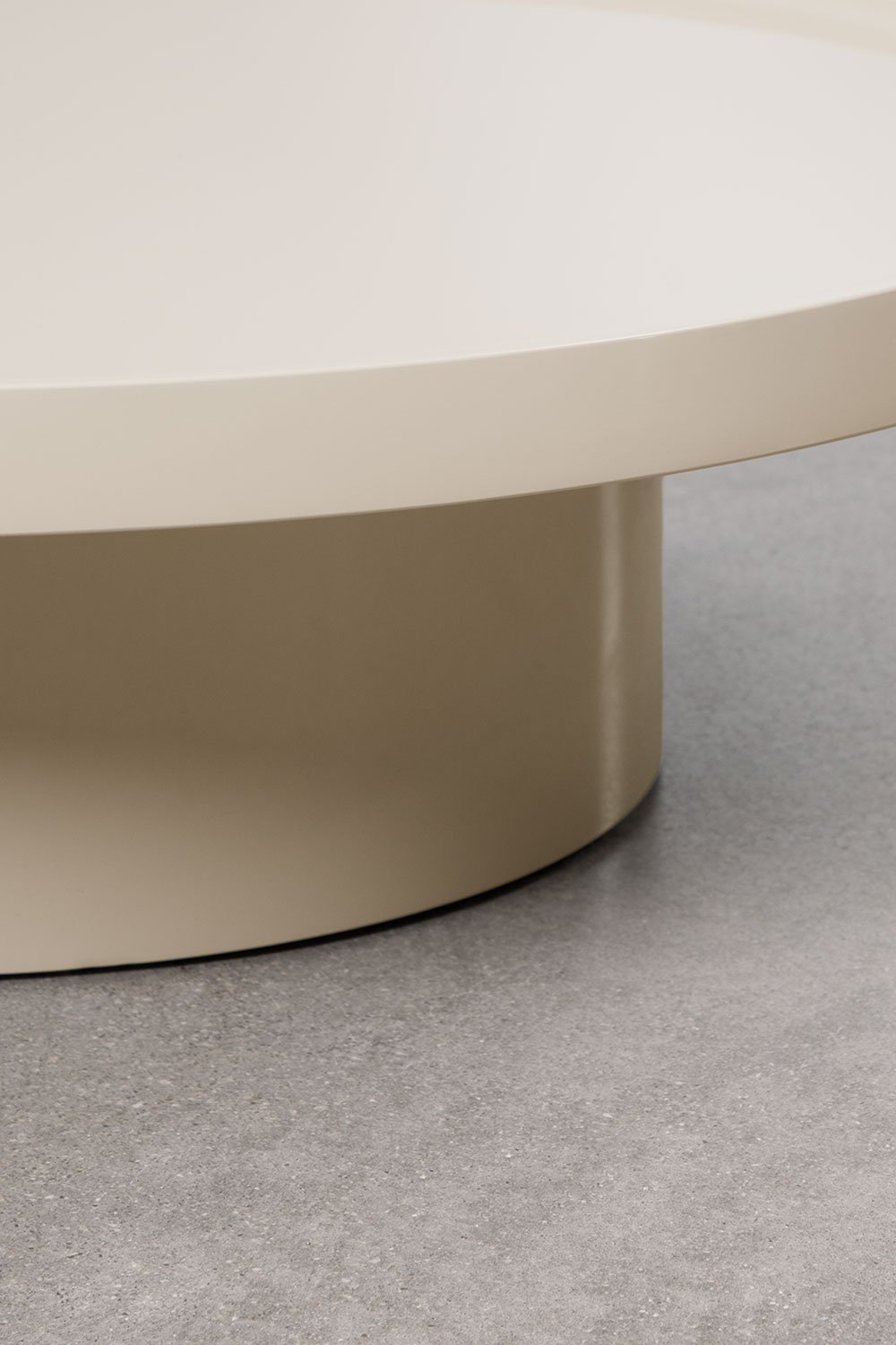Round coffee table in MDF Cirela, gallery image 2