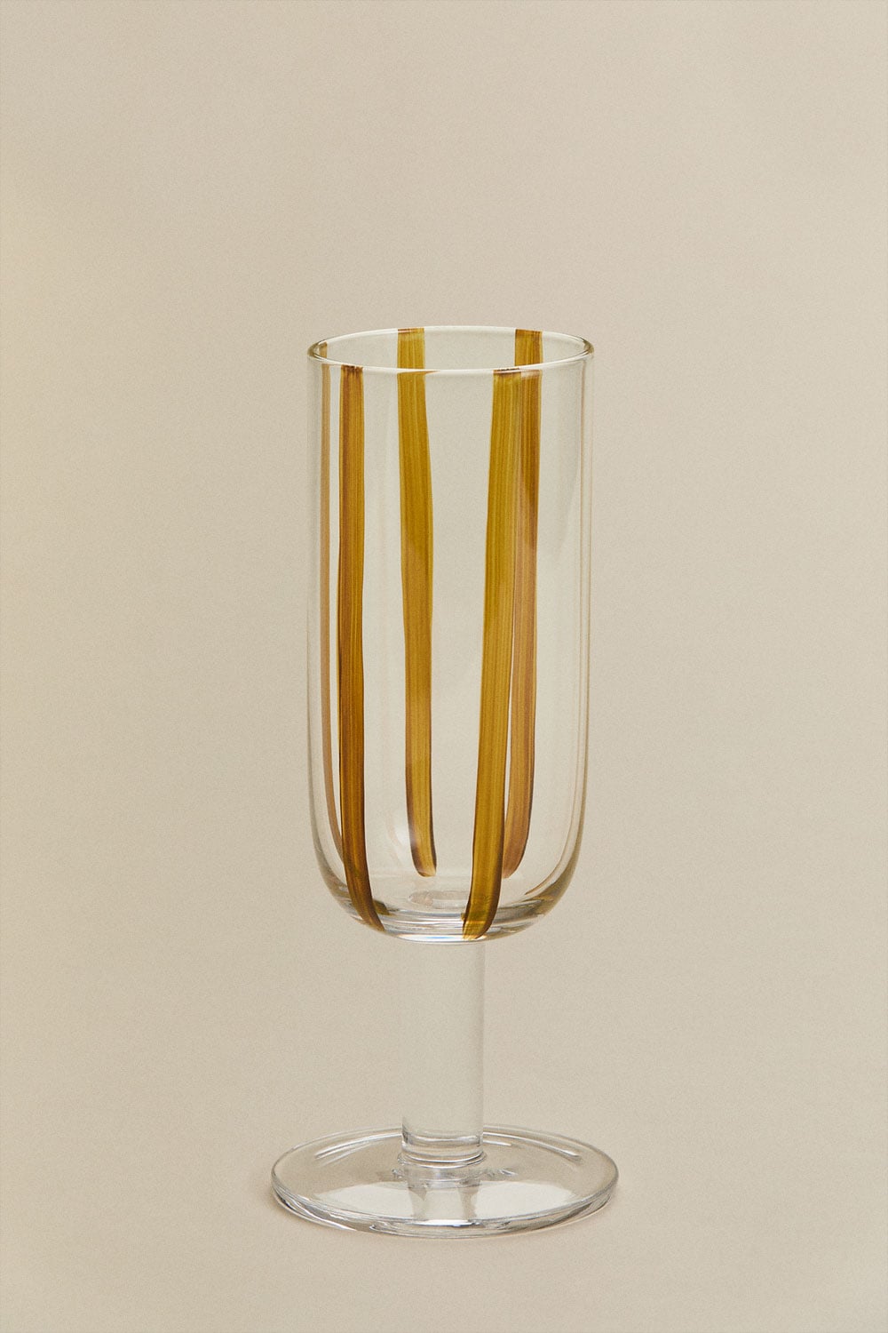 Pack of 4 champagne glasses 26 cl in Jalviana glass, gallery image 3
