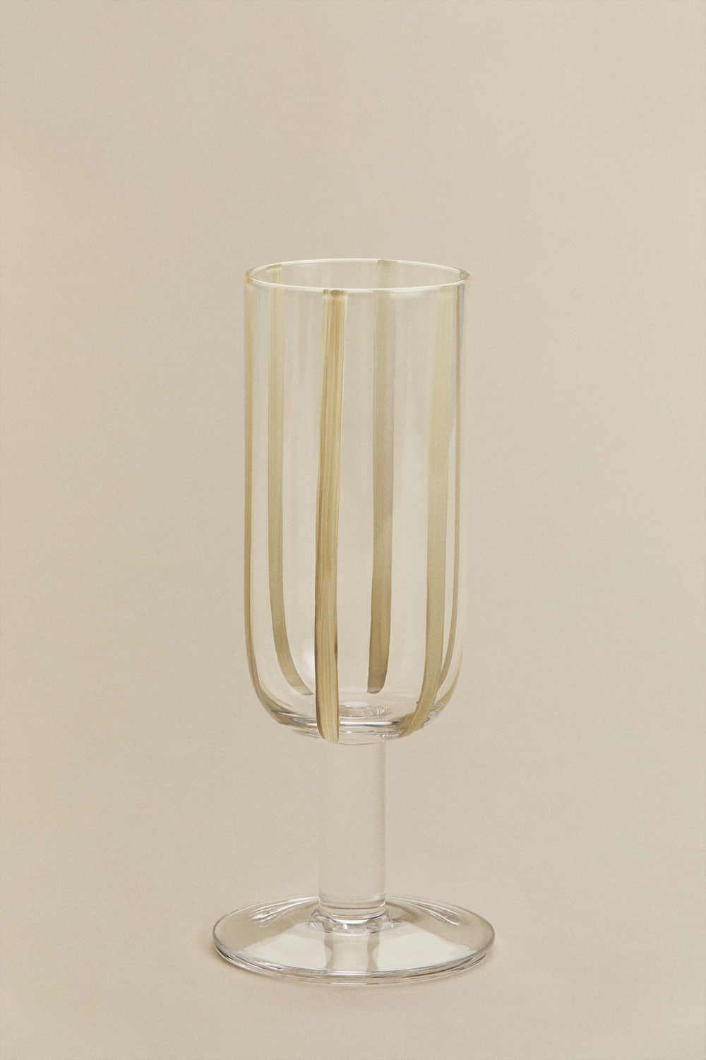 Pack of 4 champagne glasses 26 cl in Jalviana glass, gallery image 3