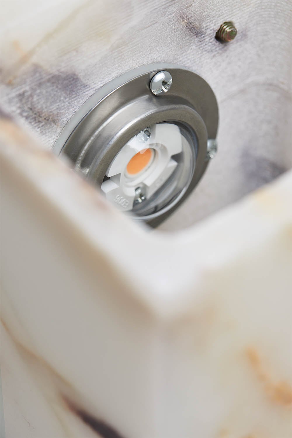 Leonessa LED wall lamp in marble, gallery image 5