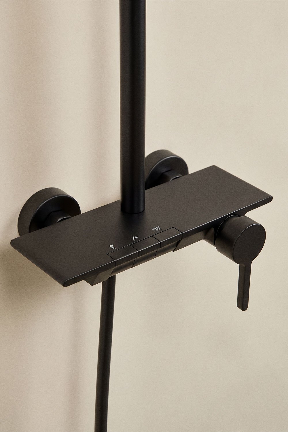 Almudena aluminum shower column, gallery image 8