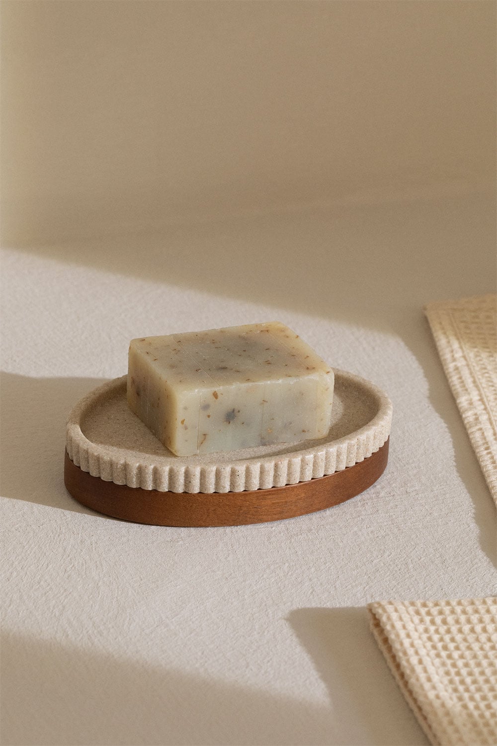 Wassila nude beige polyresin soap dish, gallery image 1