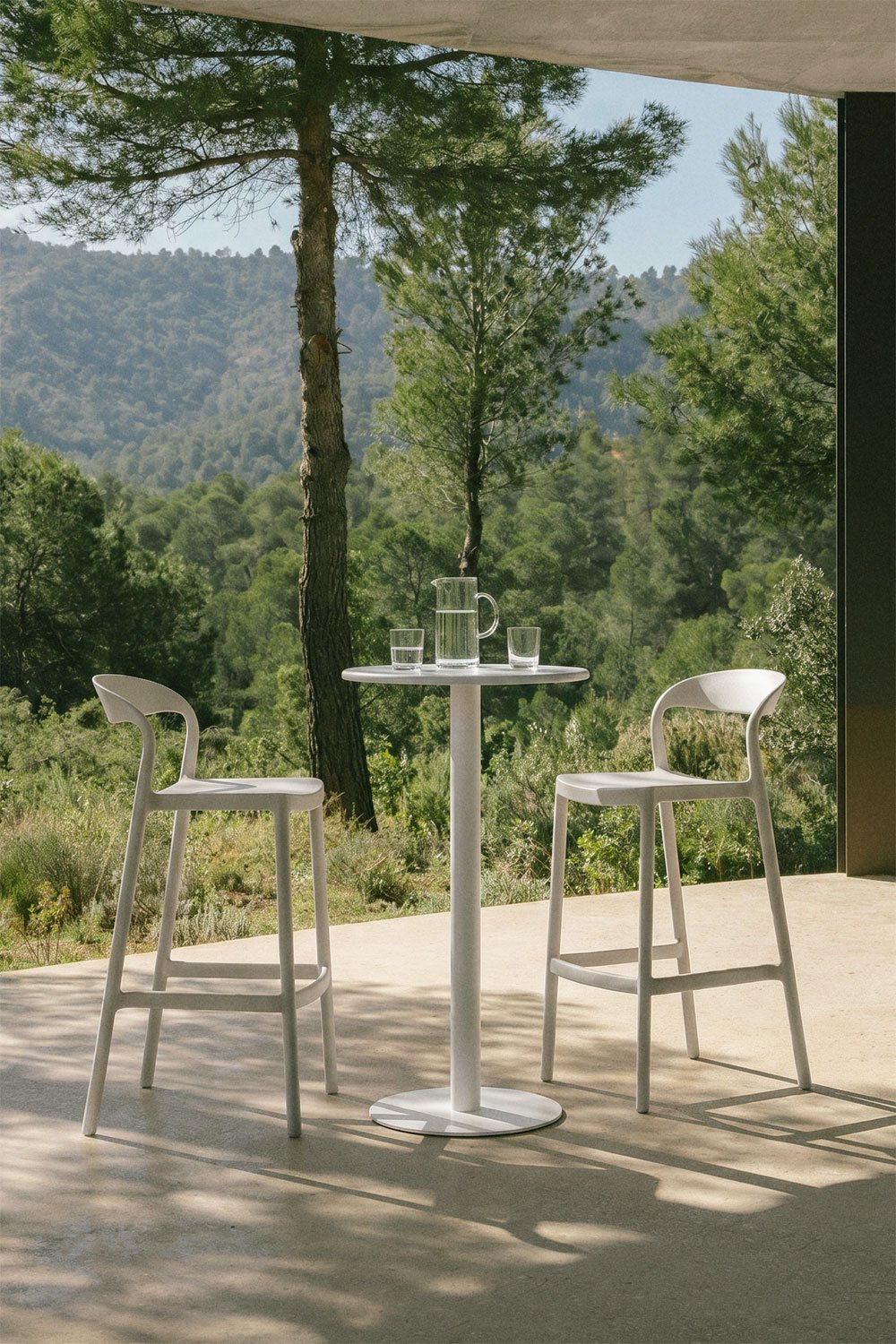 Stackable high garden stool in polypropylene Brenza, gallery image 1