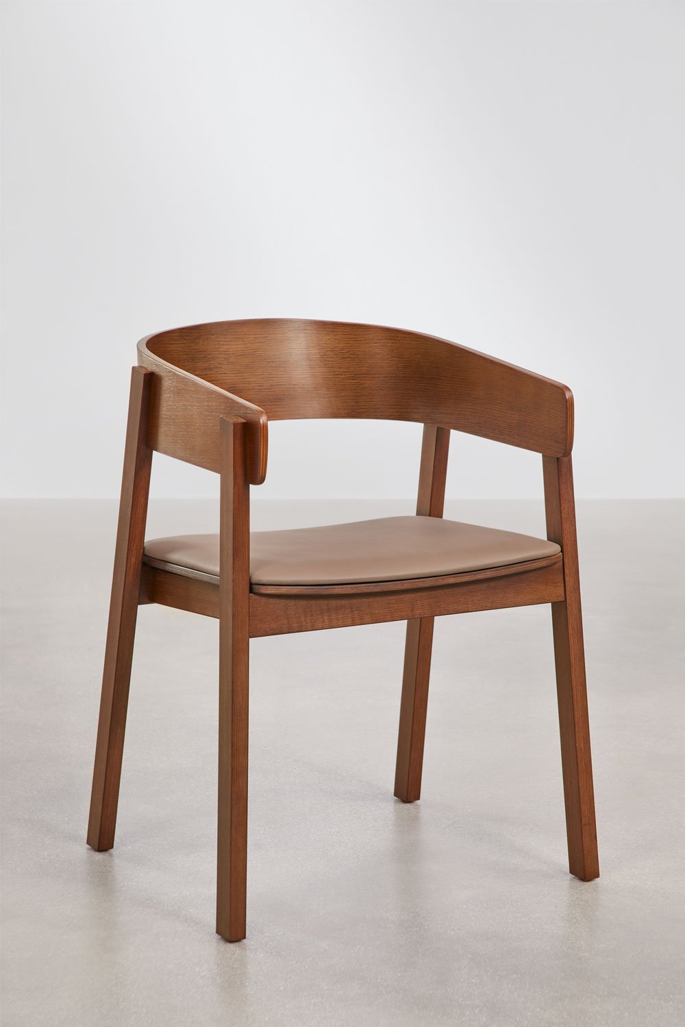 Olsen oak wood dining chair with armrests, gallery image 1