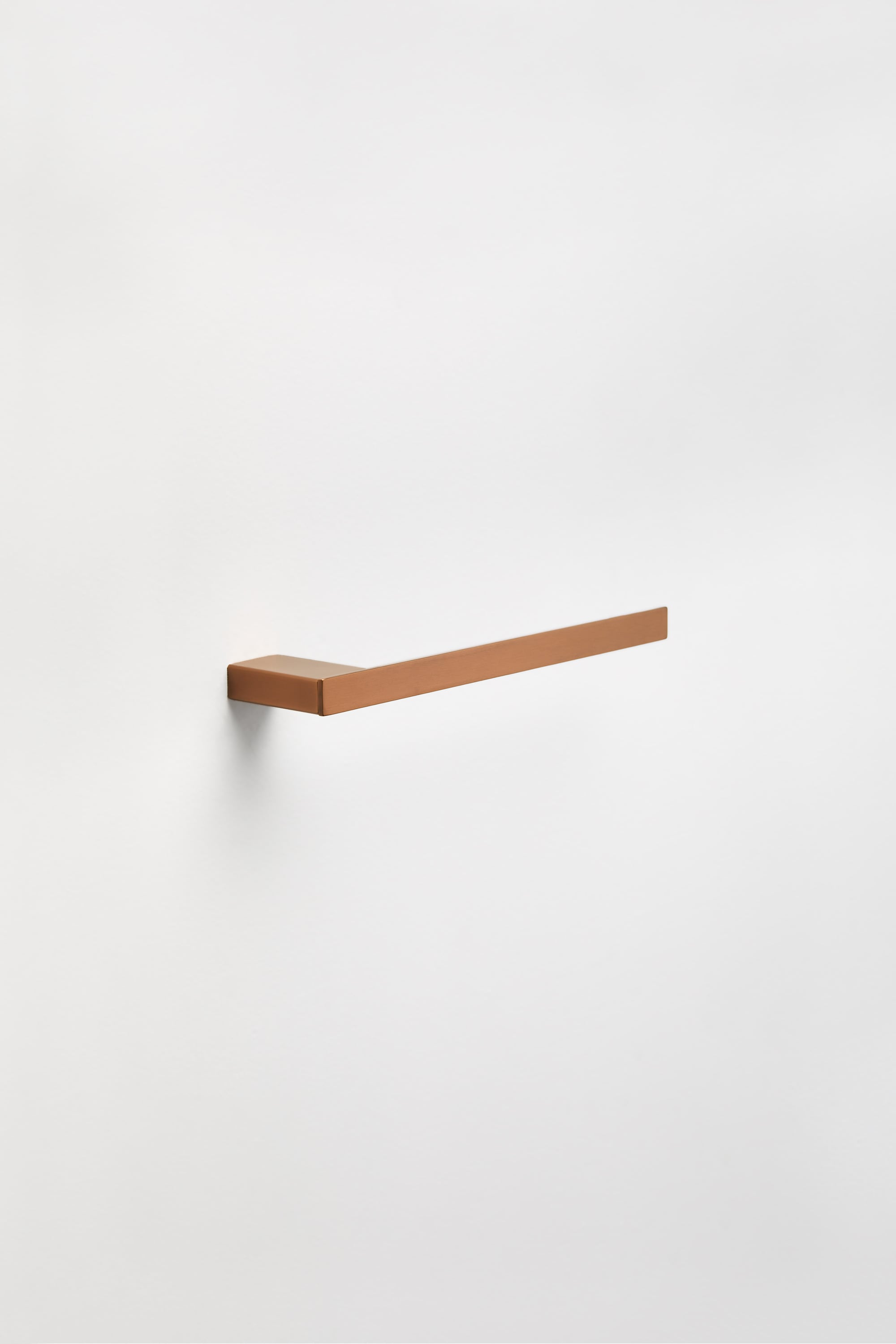 Wall-mounted towel rail with 30 cm bar in brushed rose gold stainless steel Olvam, gallery image 1