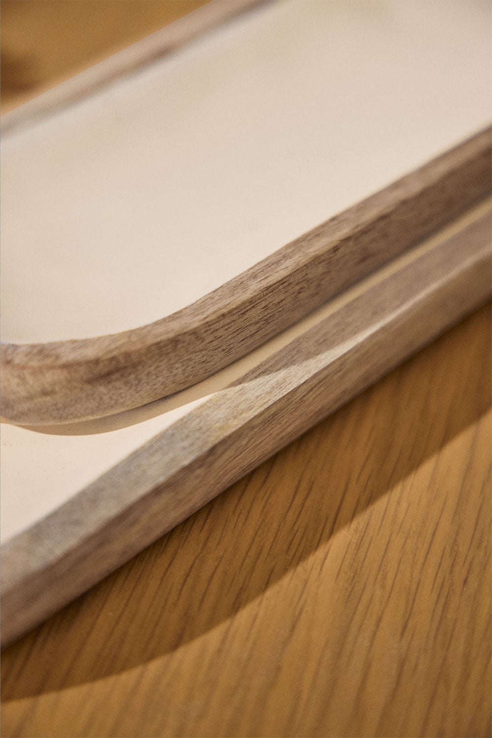Set of 2 decorative trays in mango wood Fruela, gallery image 2