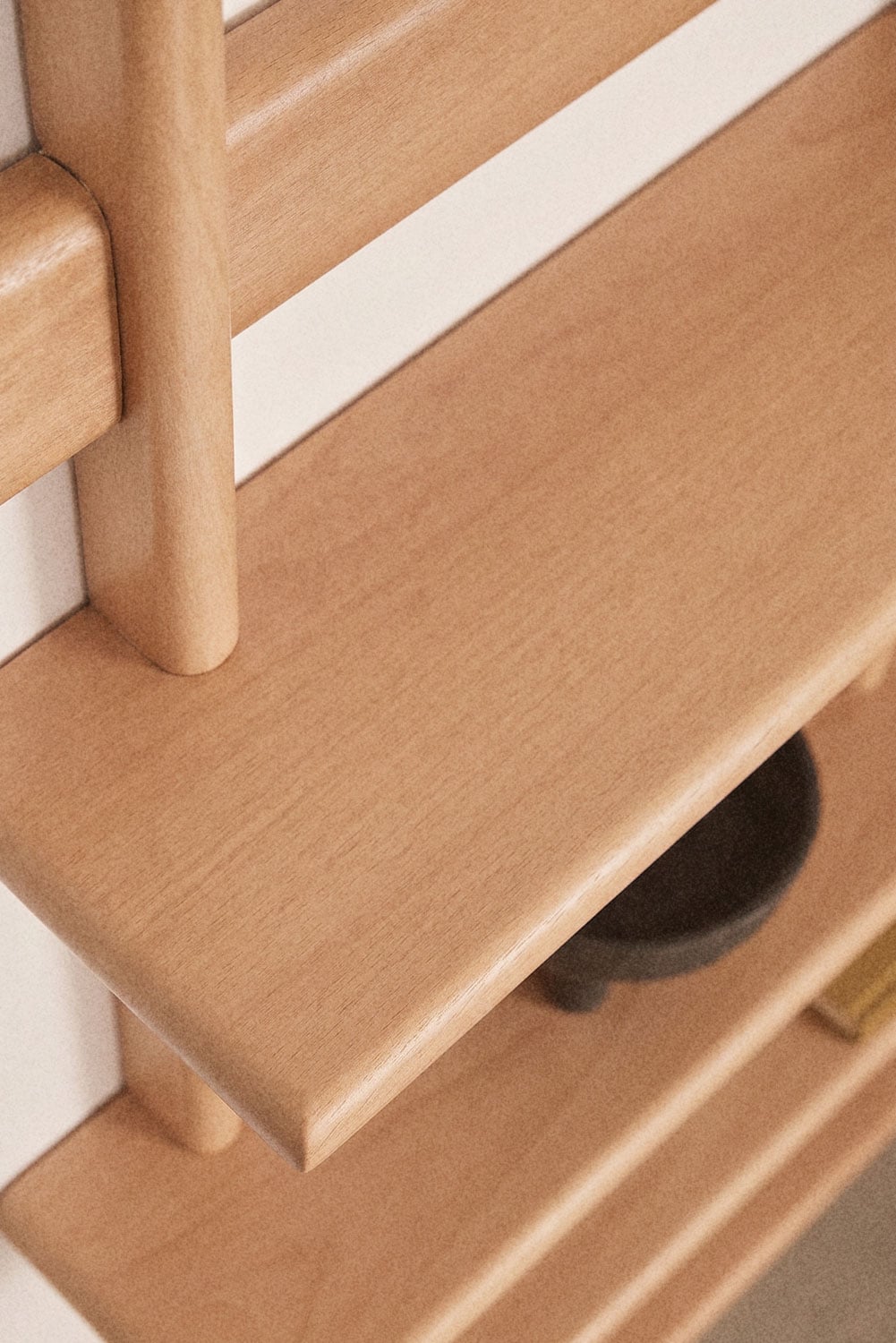 Mianor wooden wall shelf, gallery image 2